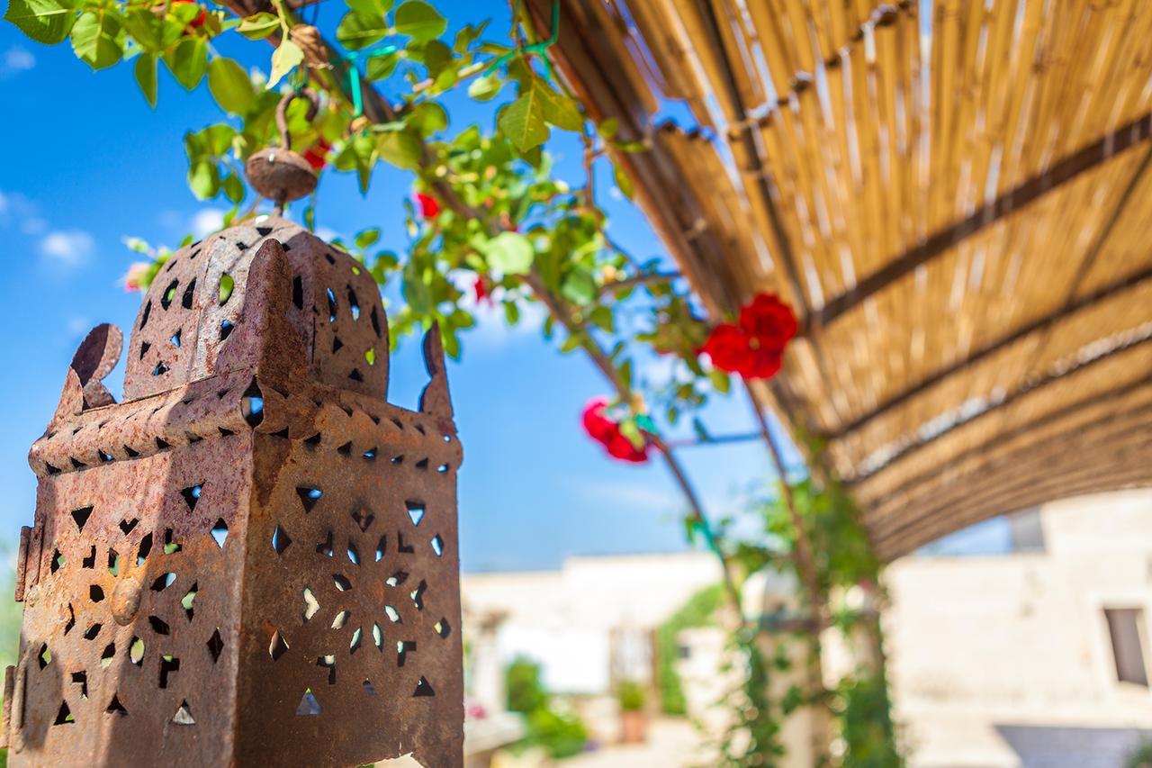 Agriturismo Li Calizzi Arte E Natura Novoli Exterior photo
